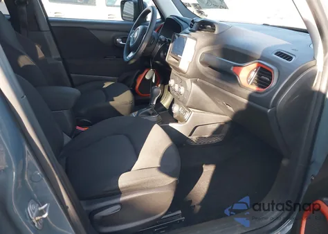 2018 Jeep Renegade Upland Edition 4X4 из США, поврежденный, VIN ZACCJBAB9JPH25629